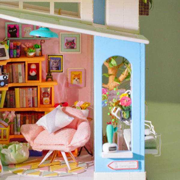 Dora's Loft DIY Miniature